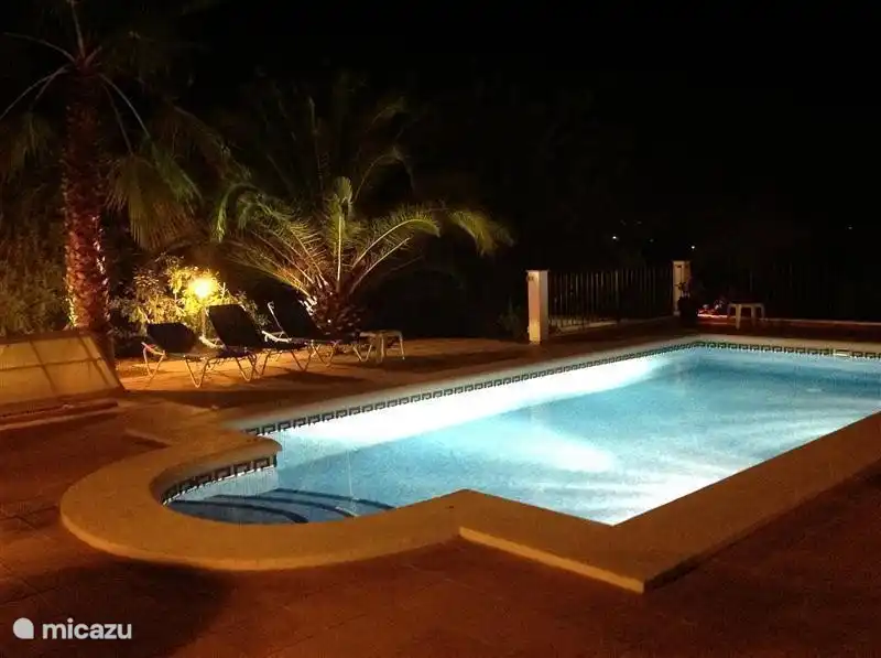 Villa Ty Breiz by night