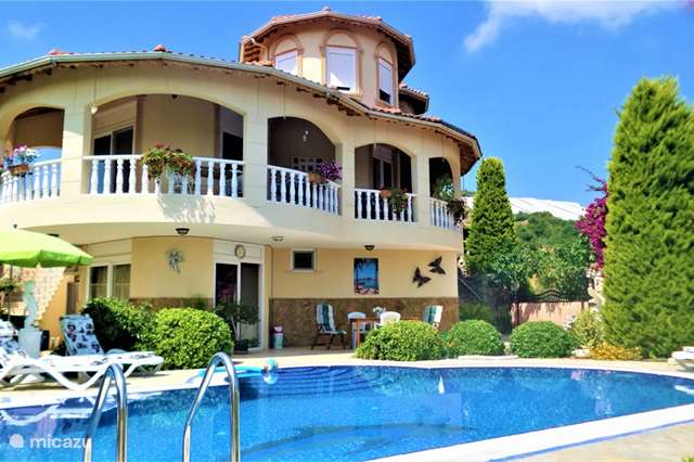 Vakantiehuis Turkije – villa Luxe Villa Evora met privézwembad