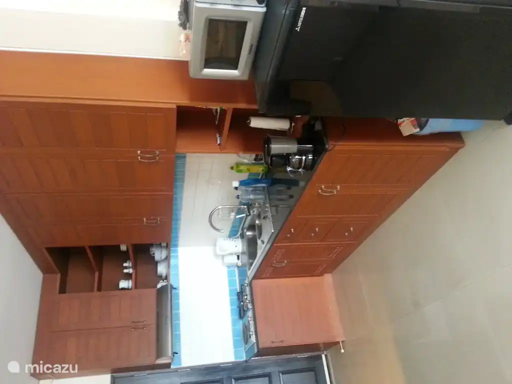 KUCHEN MIT ALLE ZUBEHOREN