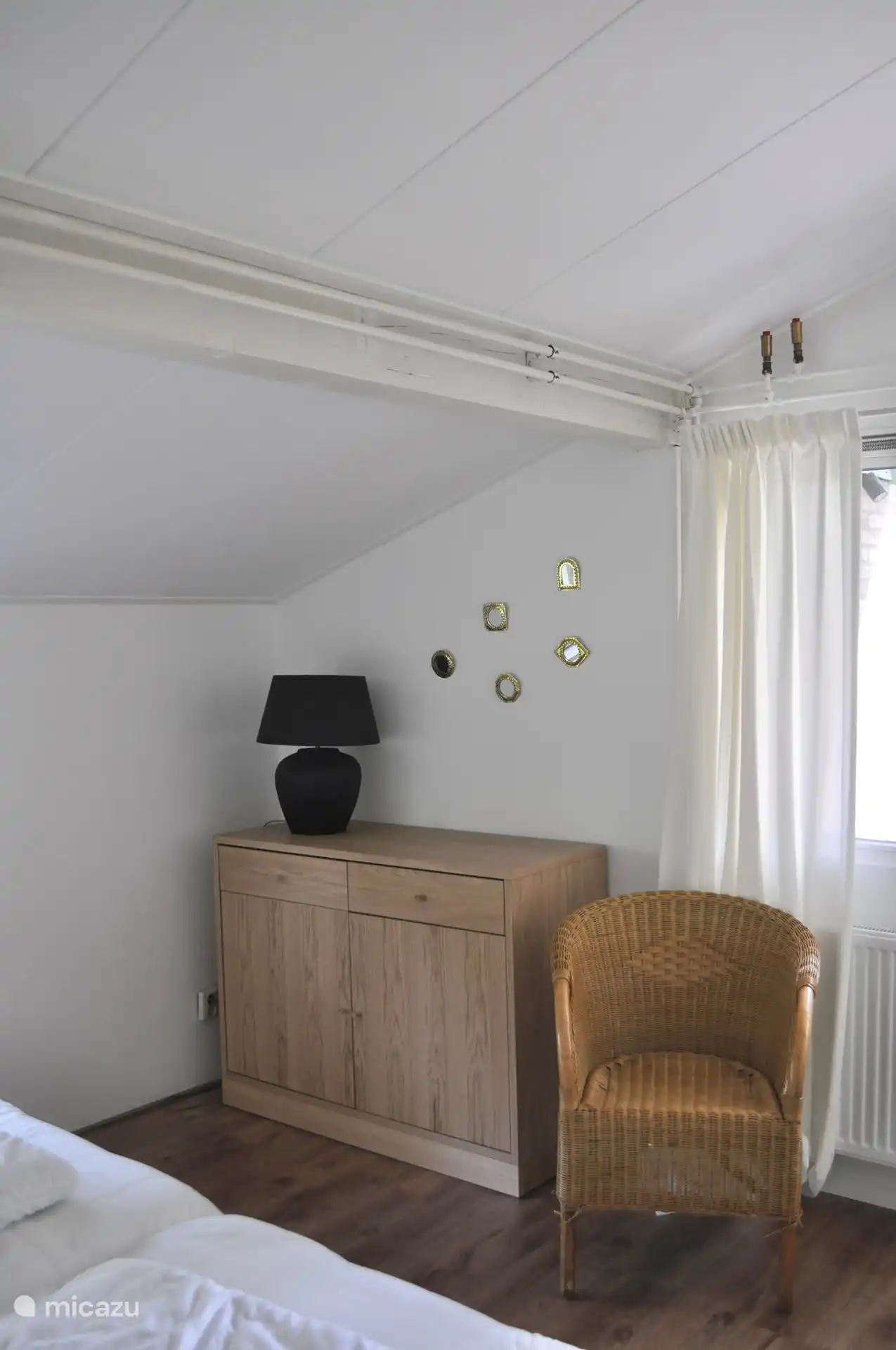 Schrank im Hauptschlafzimmer.