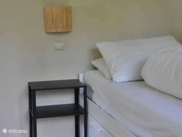 Location de Vacances Pays-Bas, Overijssel, Giethmen, bungalow - D`Ommekeer La deuxième chambre avec un lit gigogne.