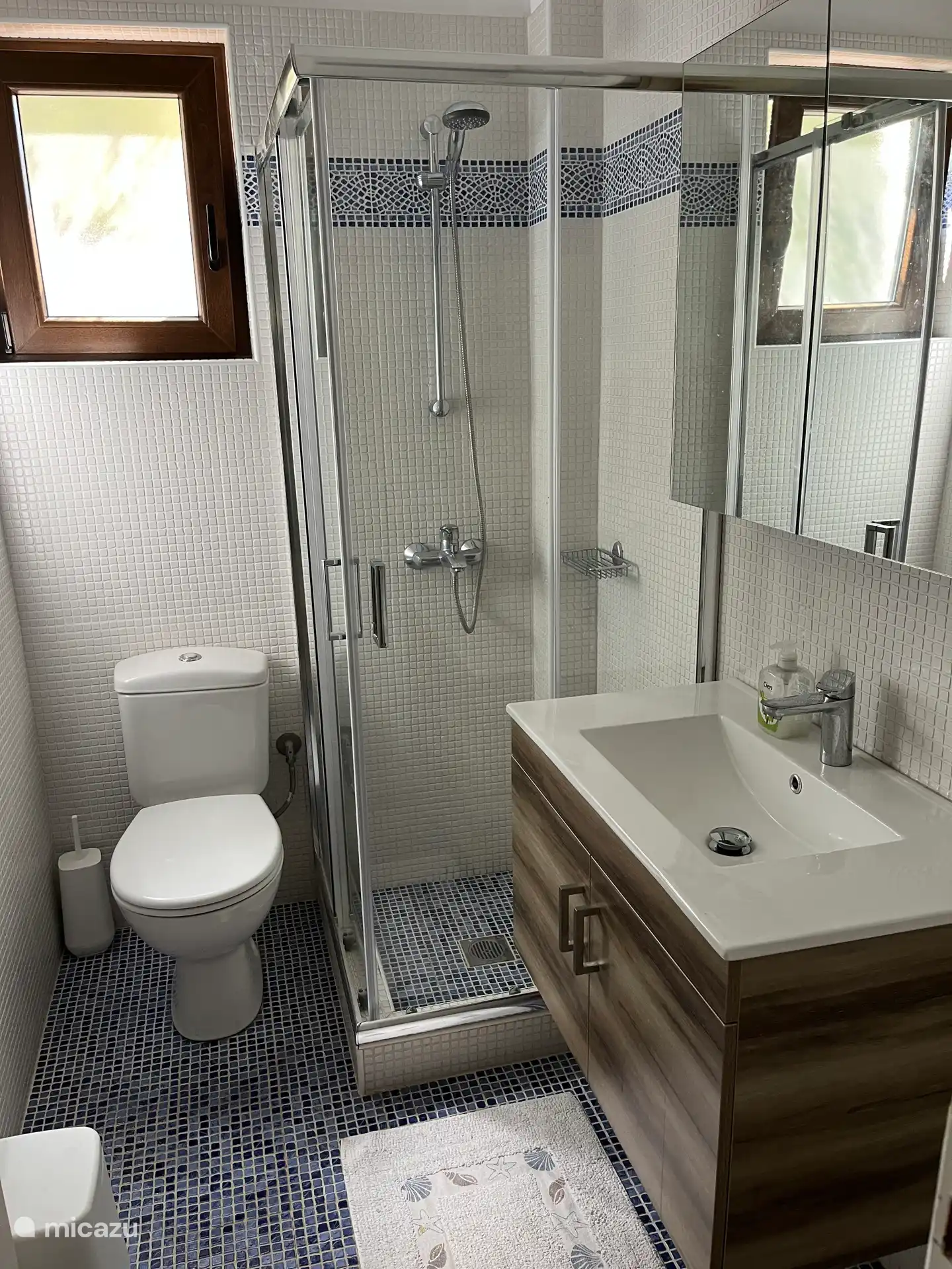 Badezimmer im Erdgeschoss