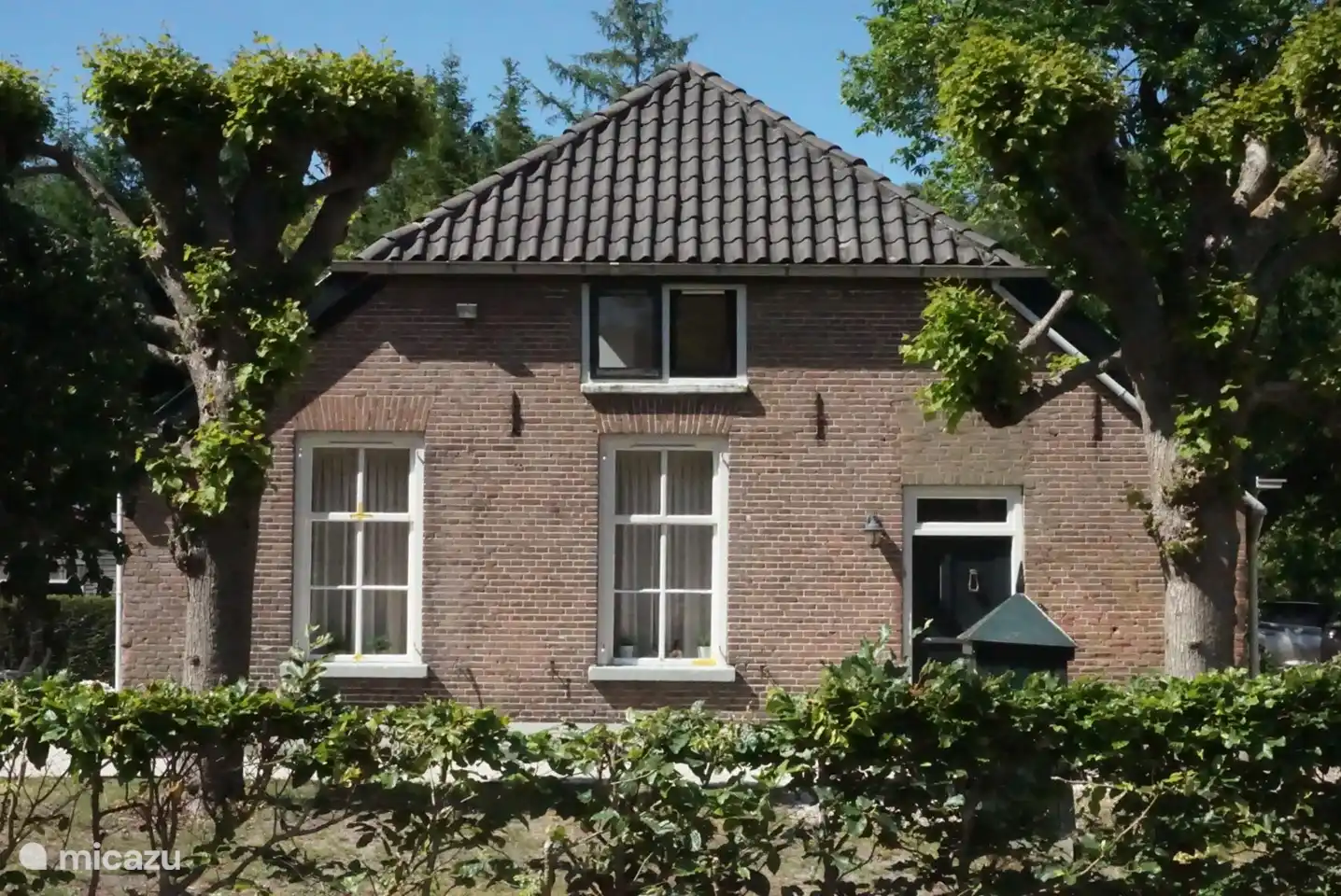 Vorderseite des Bauernhofs