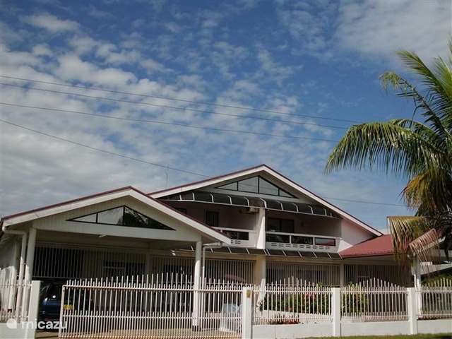 Holiday home in Suriname – bungalow Surimaribo Palace