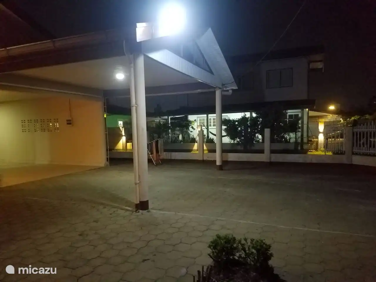 Vue du voisin de gauche