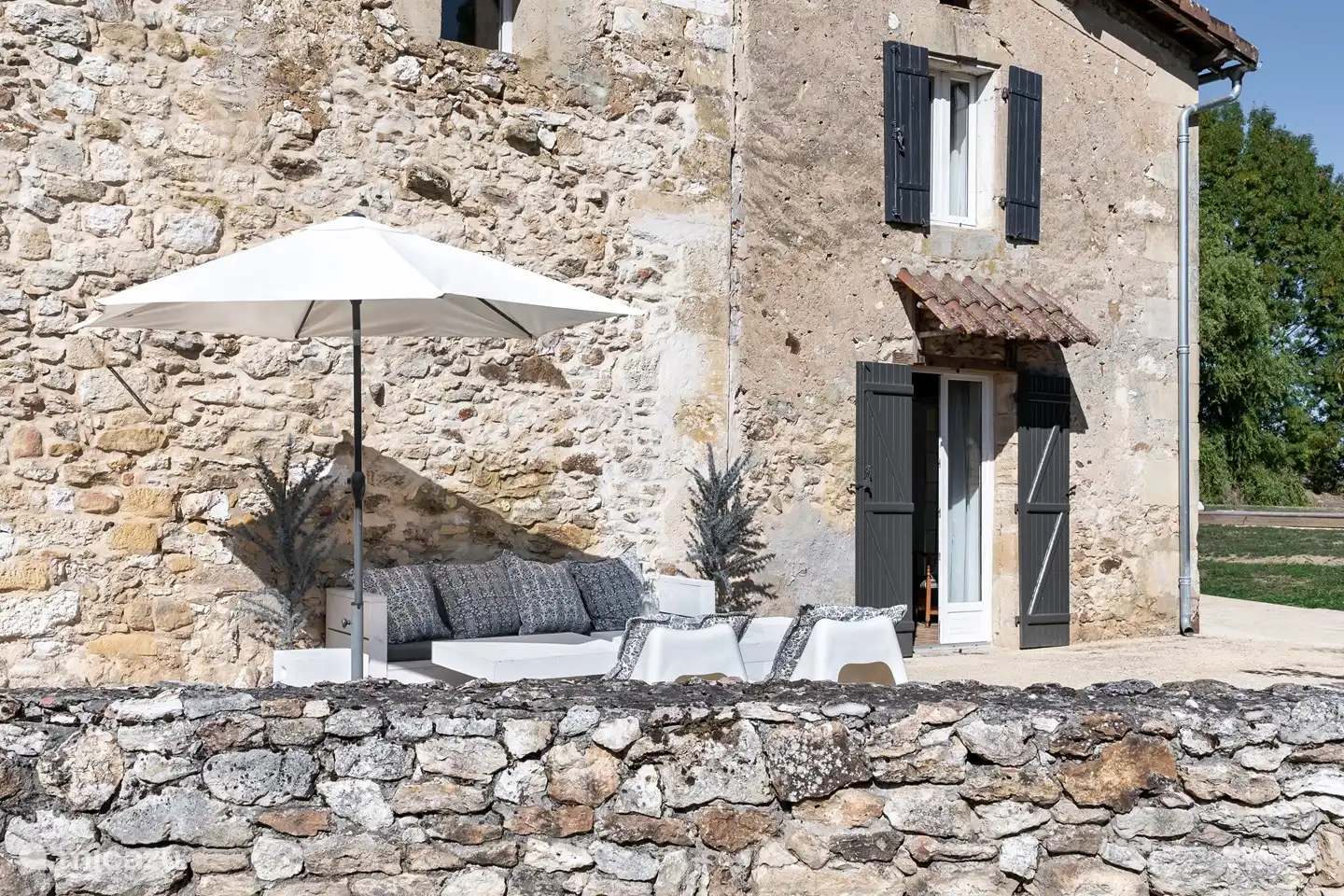 Schöner Loungebereich im Osten