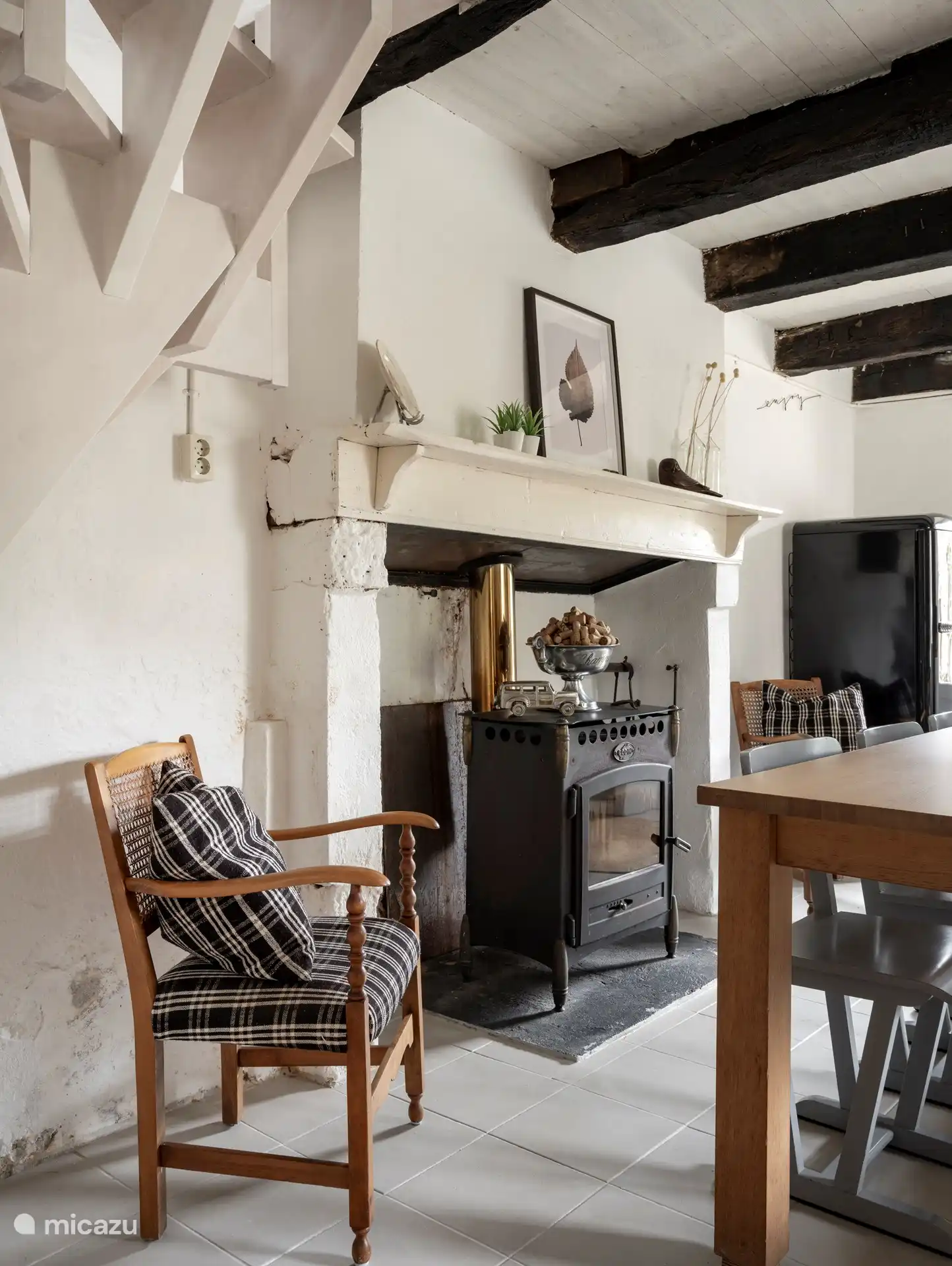 gemütlicher Holzofen für die kälteren Tage