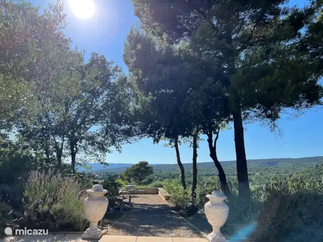La Pinède : réf. et piscine refroidie | France, Vaucluse, Saint-Saturnin-lès-Apt - villa