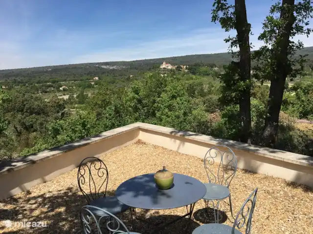 La Pinède : réf. et piscine refroidie | France, Vaucluse, Saint-Saturnin-lès-Apt - villa balcon provençal
