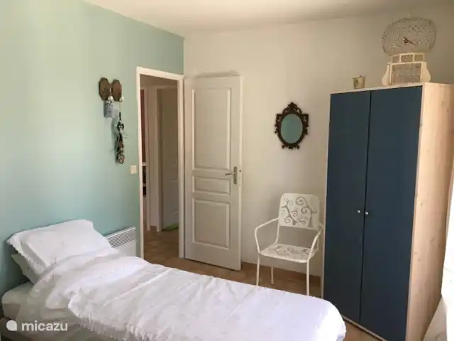 La Pinède : réf. et piscine refroidie | France, Vaucluse, Saint-Saturnin-lès-Apt - villa chambre avec vue sur la vallée