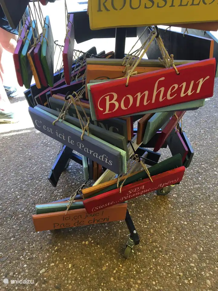 Mercados en Apt, Isle sur la Sorgue, Gordes y Saint-Saturnin-Les-Apt


