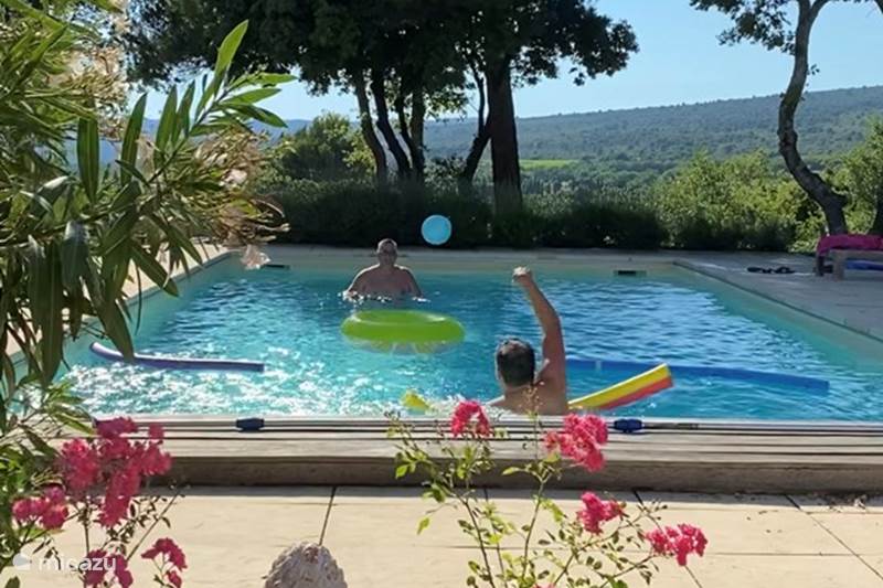 Vakantiehuis Frankrijk, Vaucluse, Saint-Saturnin-lès-Apt Villa La Pinède I verw.zoutwater zwembad
