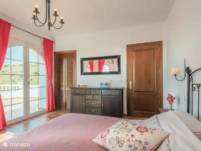El Ancla huren in Spanje, Andalusië, Sayalonga - villa bovenslaapkamer