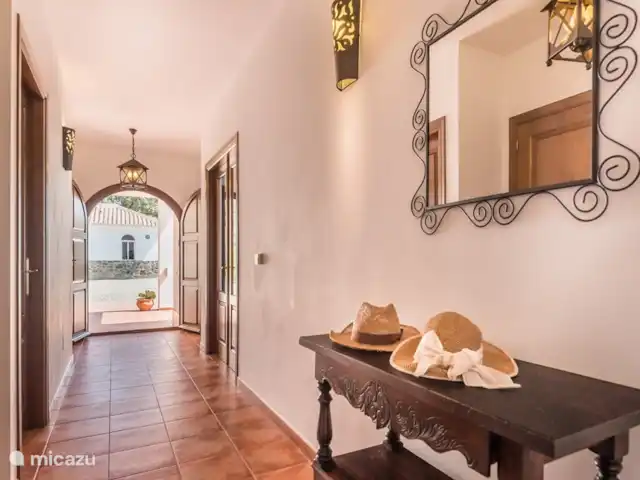 El Ancla huren in Spanje, Andalusië, Sayalonga - villa hal