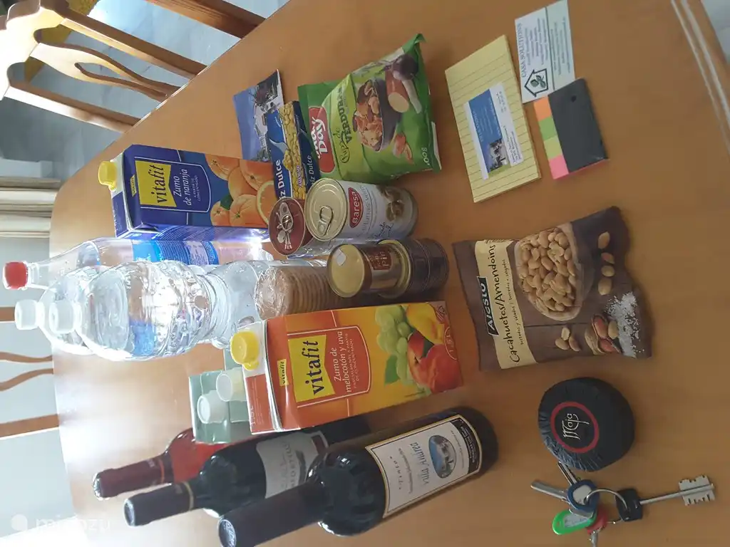 Es wartet ein Willkommenspaket auf Sie, oft etwas anders. 