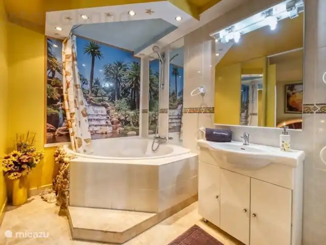 CostaCabana - Villa Geolouk | Espagne, Costa Brava, Vidreres - maison de vacances Salle de bain dans l'appartement en bas à gauche