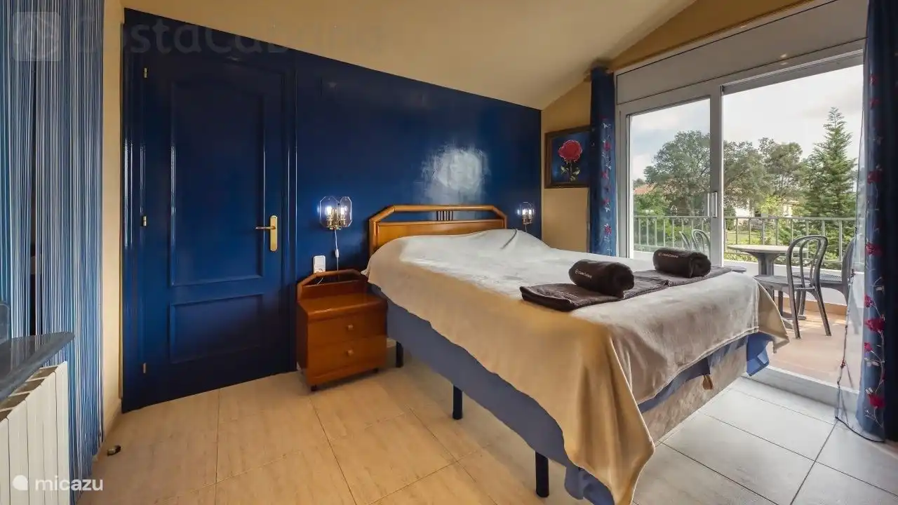 Slaapgelegenheid in 1 van de appartementen boven