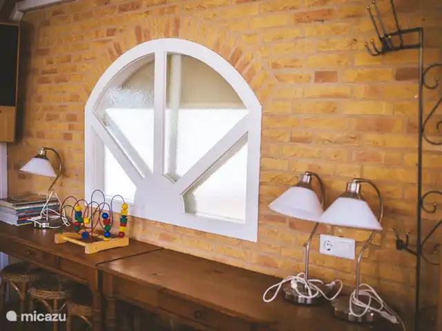 casa de campo / castillo en Países Bajos, Groninga, Westerwolde – Casa Iris, con piscina cubierta cálida privada Ventana del dormitorio