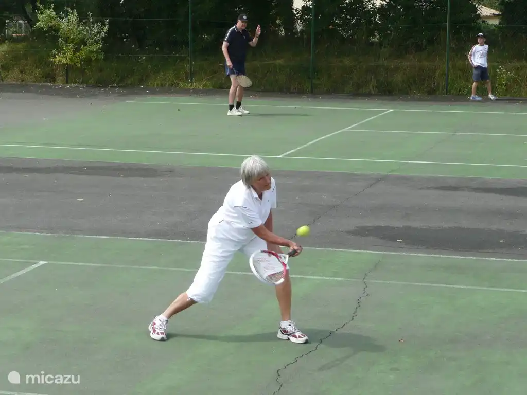 2 courts de tennis au parc !