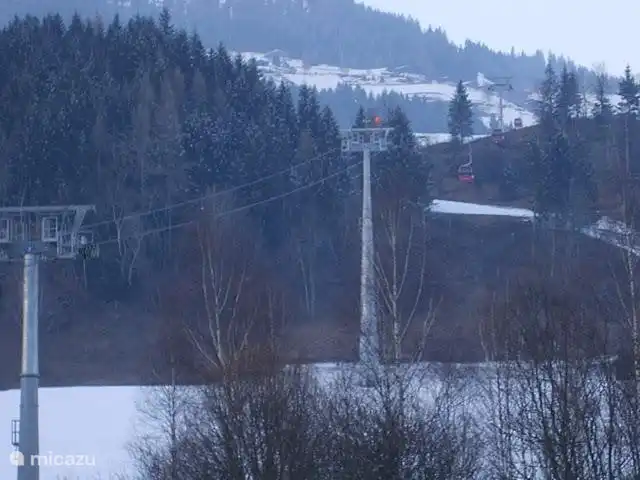 Aufzug in den kitzbueer alpe 2 minyten vn das Haus
