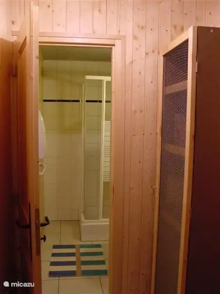 vue dans la salle de bain