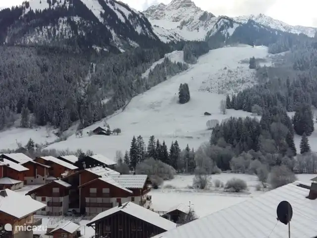 Les Fledds huren in Frankrijk, Haute-Savoie, La Chapelle-d'Abondance - appartement Piste tegenover het huis.