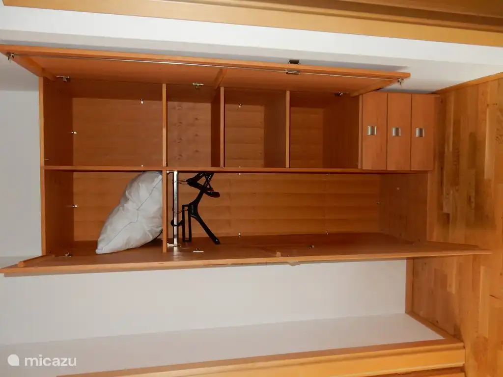 Penderie supplémentaire intérieure