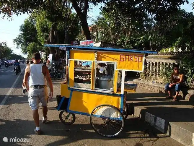 Sólo en algún lugar a lo largo de la carretera
