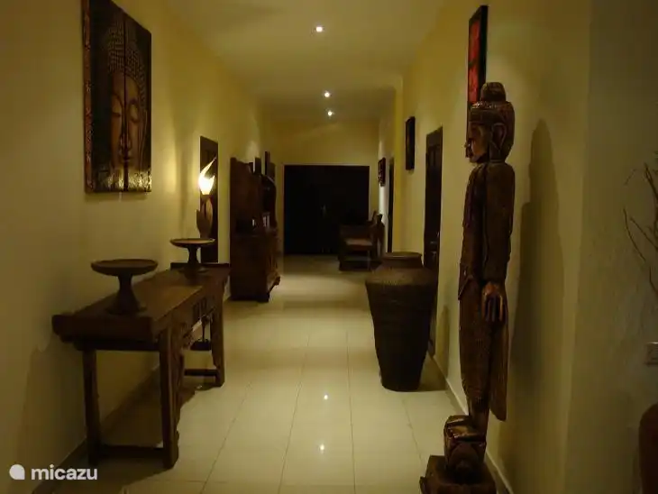 pasillo a los dormitorios