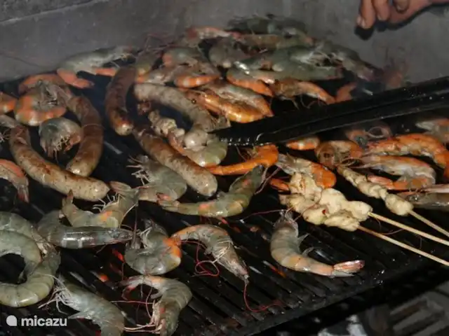 villa en Indonesia, Bali, Pemuteran – Villa Bukit Kaja Kauh cena de barbacoa, se puede arreglar a la orden.