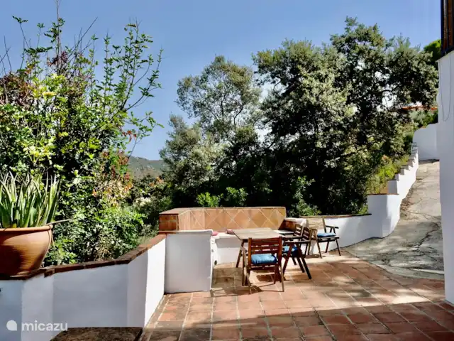 Villa Lola. Rust, natuur, prive-pool huren in Spanje, Costa del Sol, Comares - villa Zijkant