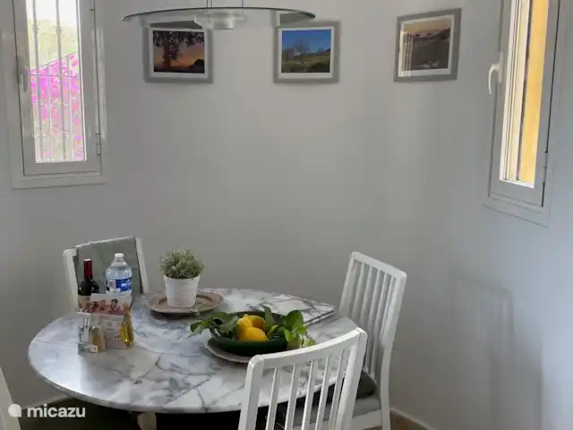 Casa Mirador - Hermosas vistas en España, Costa Cálida, Mazarrón - villa Comedor de Casa Mirador. Amplio y despejado. Cerca de la cocina. Cuando llegue, el paquete de bienvenida lo estará esperando. Bienvenido a Villamazarrón.