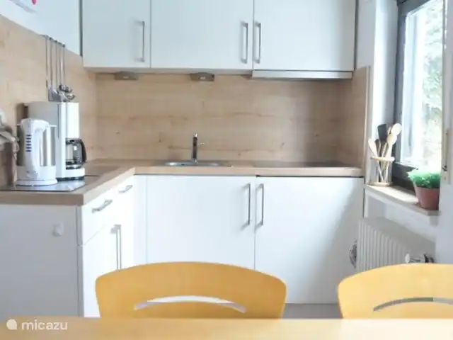 Maison de vacances idyllique dans l'Eifel | Allemagne, Eifel, Lissendorf - bungalow cuisine moderne et lumineuse...