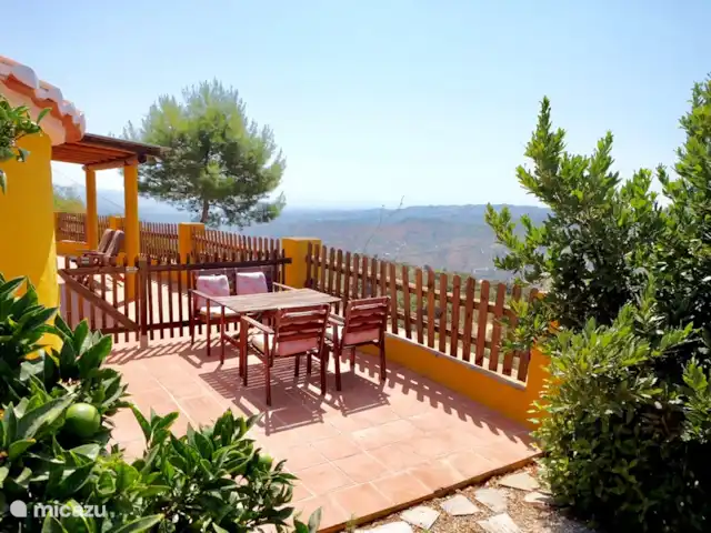 Villa Amarilla Andalousie Avec Piscine | Espagne, Costa del Sol, Comares - villa Divers coins salons et terrasses pour profiter du plein air.
