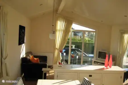 Vakantiehuis Nederland, Noord-Holland, Egmond aan den Hoef chalet Chalet Egmond a/d Hoef Woonkamer