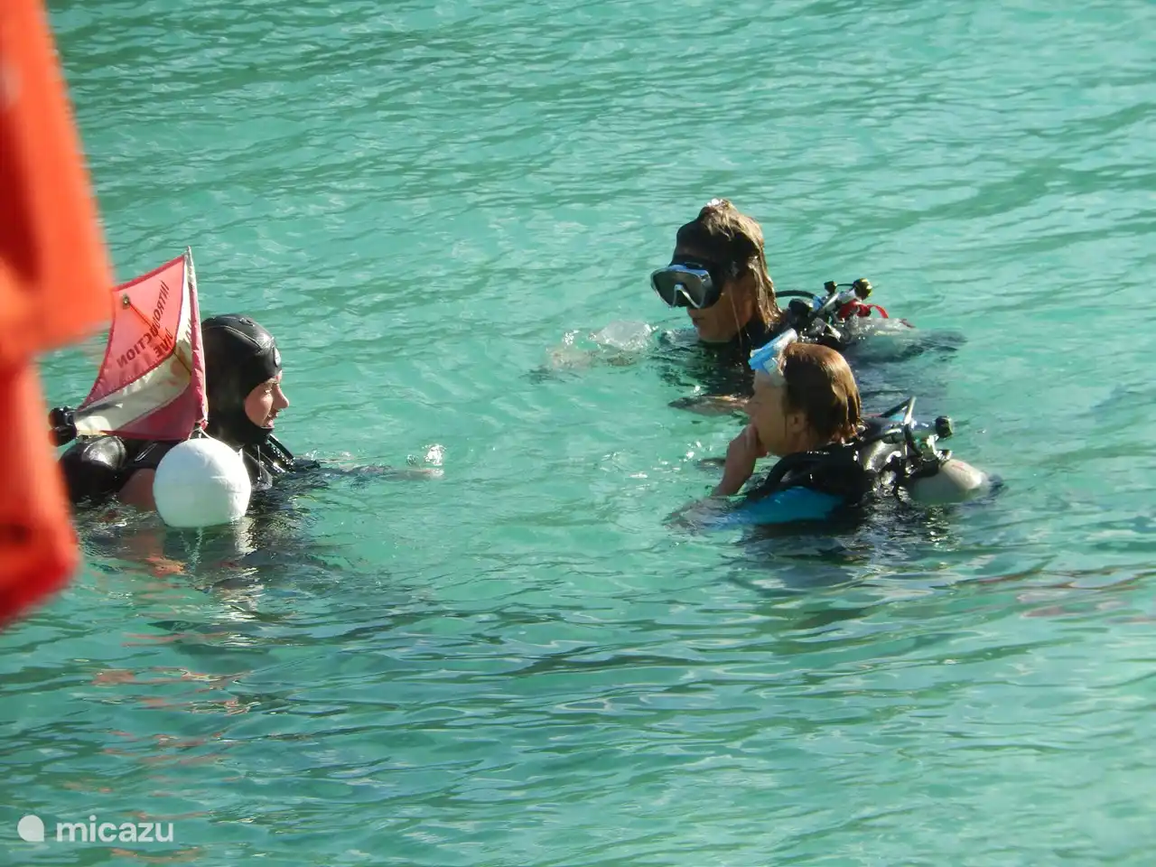 2 Tauchschulen in der Bucht von Lagun