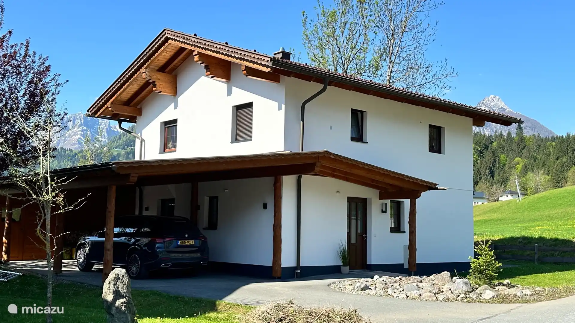 Chalet Giusto on the slopes