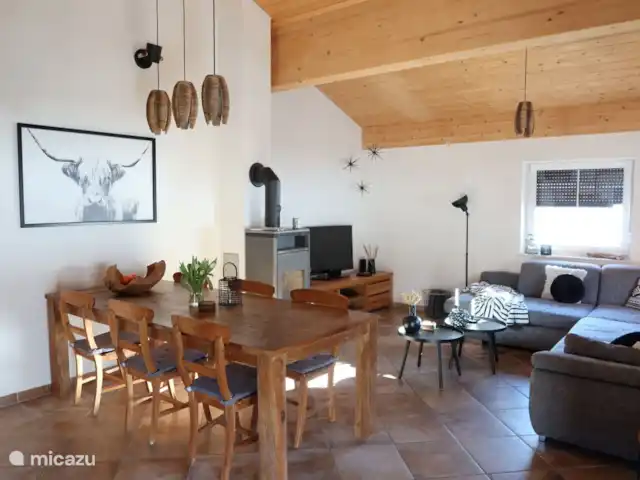 Chalet Giusto aan de Piste 6 pers. huren in Oostenrijk, Karinthië, Kötschach-Mauthen - villa Chalet Giusto ruime comfortabele woonkamer