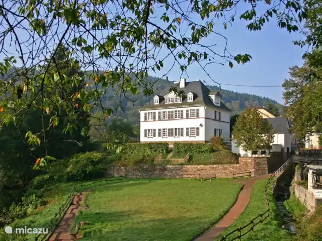 De Oude Pastorie huren in Duitsland, Eifel, Malberg - villa De mooie ligging van de Pastorie