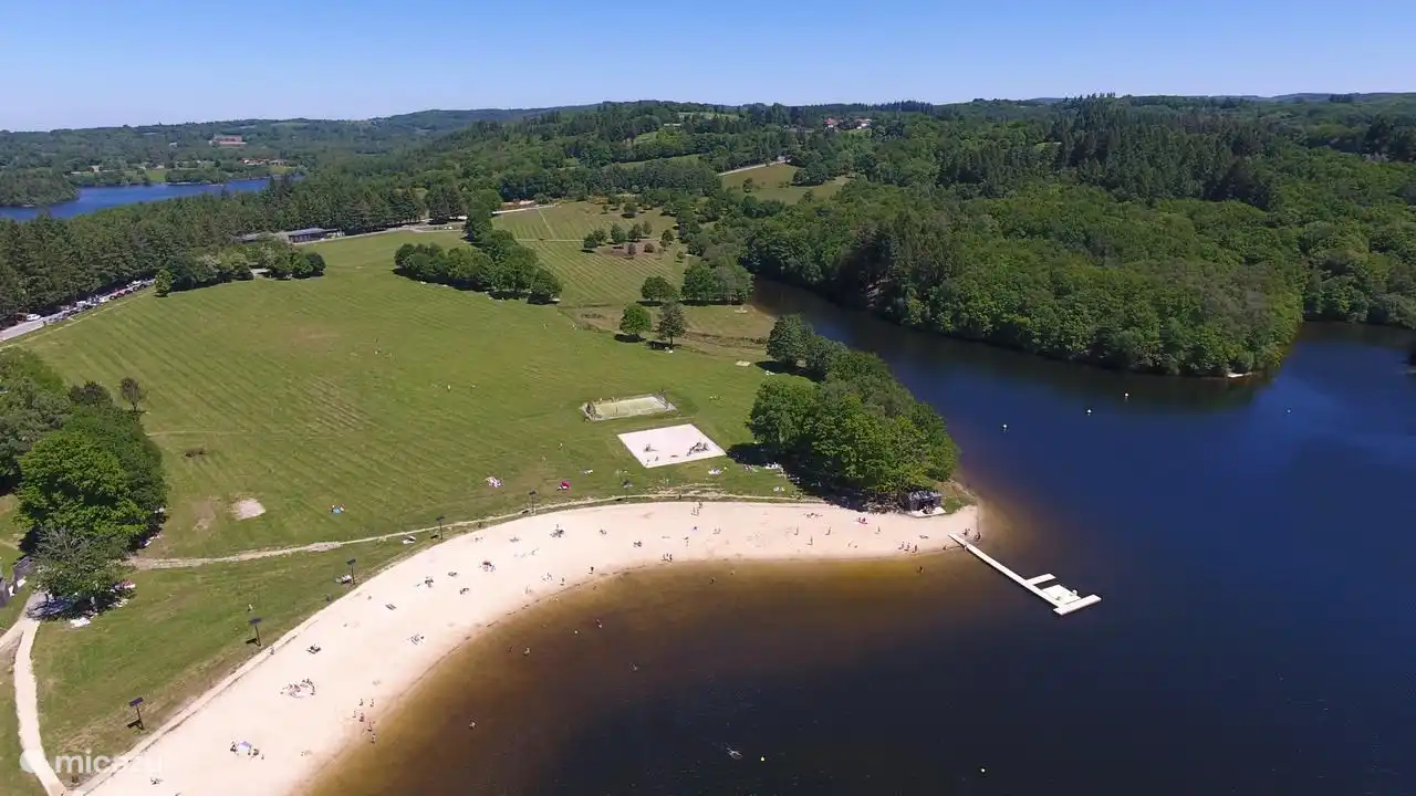 plage lac lac de saint Pardoux
