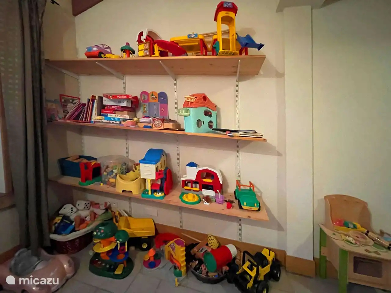 Jouets pour enfants à disposition.