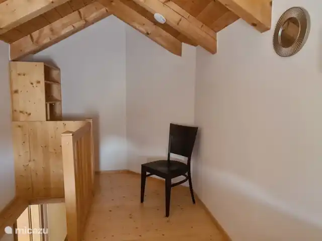 Alpenruhe | Autriche, Carinthie, Kötschach-Mauthen - maison de vacances Chambre mansardée avec placard.