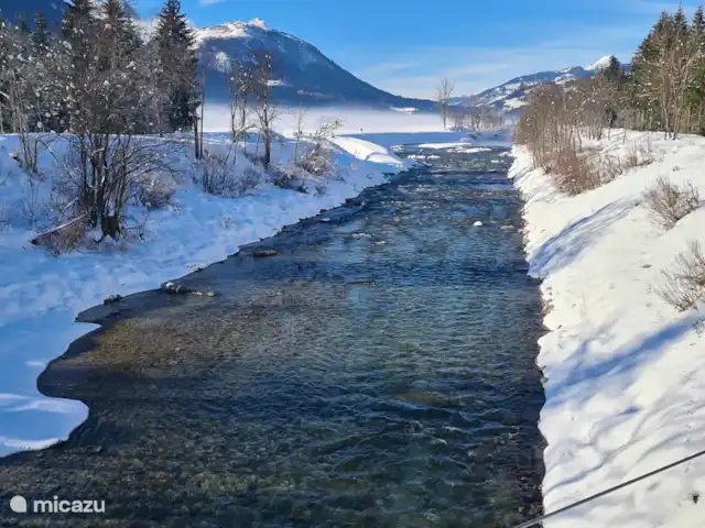 Alpenruhe | Autriche, Carinthie, Kötschach-Mauthen - maison de vacances Les sentiers de ski de fond le long du Gail, de Kötschach à St Daniel, sont également merveilleux pour la randonnée ou le ski de fond. Départ à 1 km de notre maison. Location de matériel de ski de fond bi Sport 2000 à Kötschach environ 8 € par jour