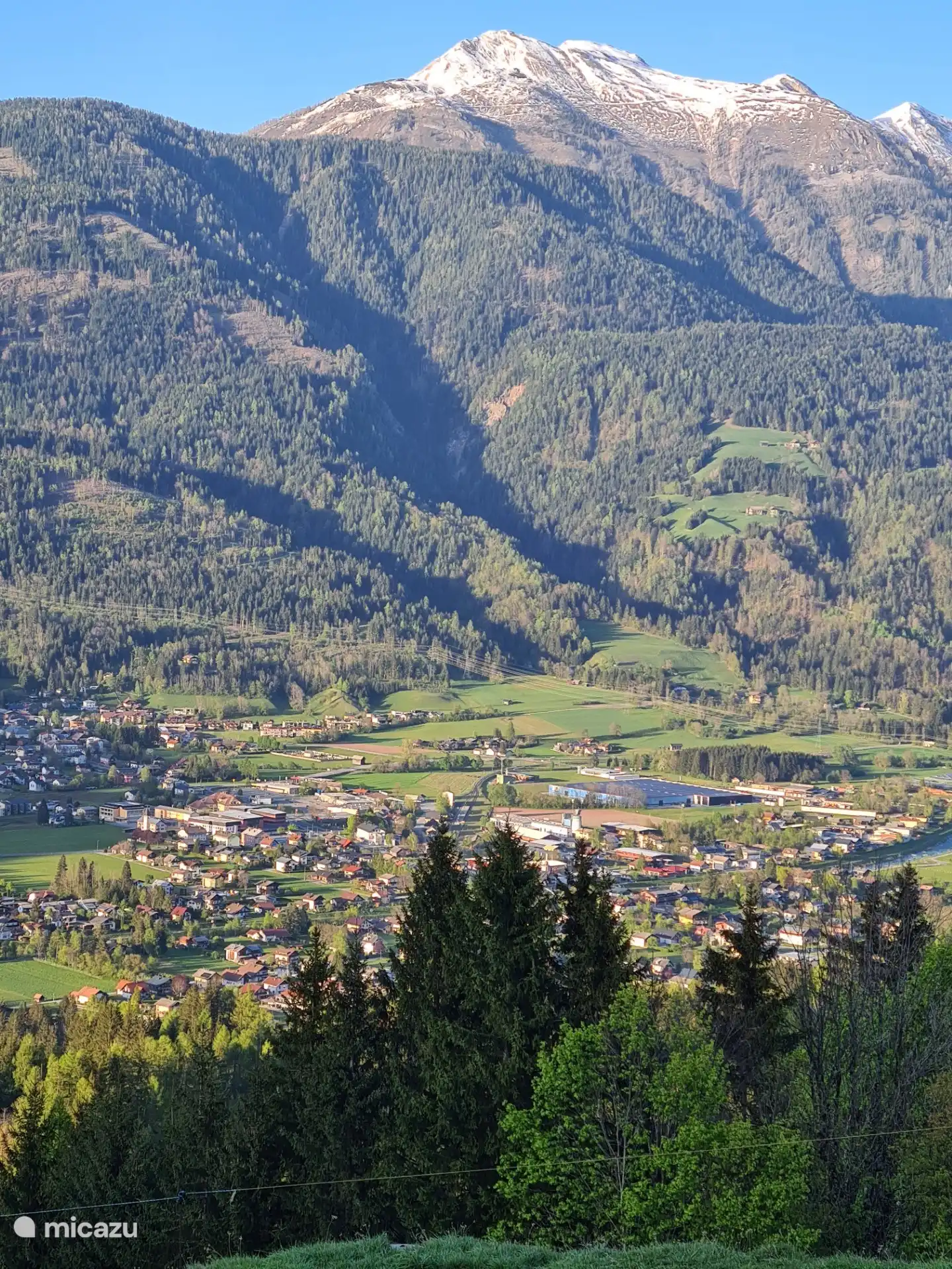 View from guesthouse / restaurant Lamprechtbauer in Mauthen on the Plocken Pass to our beautiful vacation home in Kotschach-Mauthen
Recommended to drink coffee or eat there.