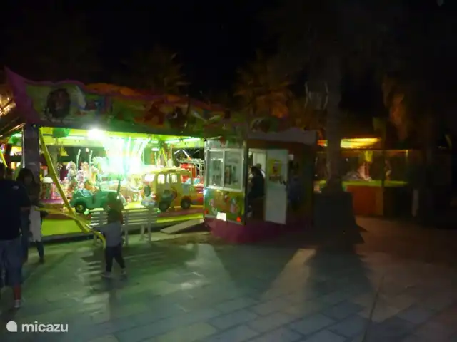 Casa cerca de dunas y mar en La Mata en España, Costa Blanca, La Mata - casa vacacional La plaza en el pueblo