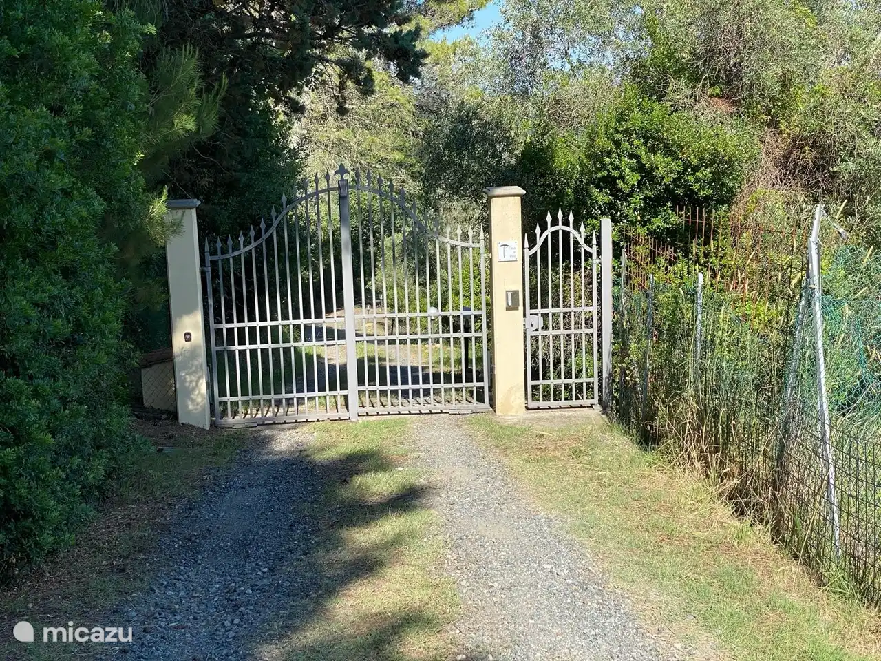 Eingangstor Casa al Pino