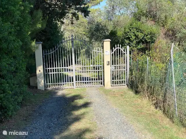 Casa al Pino | Italie, Toscane, Riparbella - maison de vacances Porte d'entrée Casa al Pino