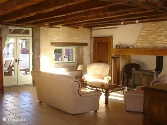 Domaine le Dragon Rouge | France, Dordogne, Tourtoirac - ferme Le salon du Gîte