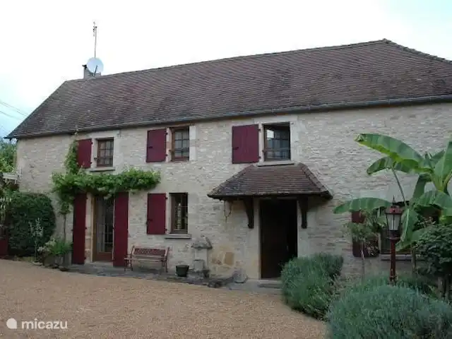 Domaine le Dragon Rouge | France, Dordogne, Tourtoirac - ferme Domaine le Dragon Rouge | France, Dordogne, Tourtoirac - ferme