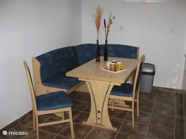 Essbereich in der Küche.